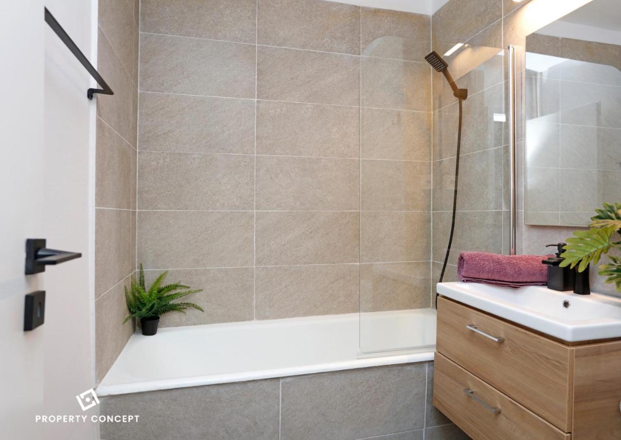 Brand New Lovely Studio Near Metro Station บูคาเรสต์ ภายนอก รูปภาพ